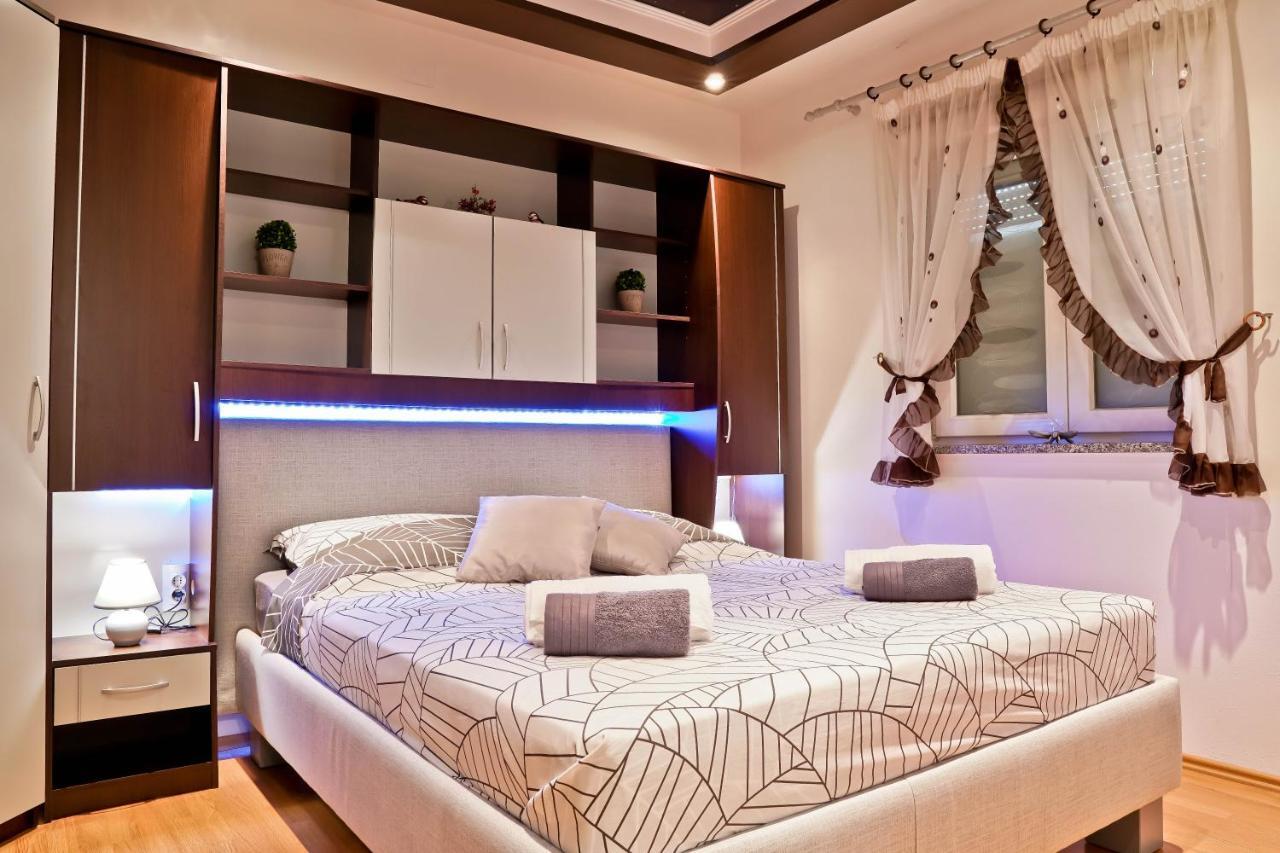 Suncica Apartment *